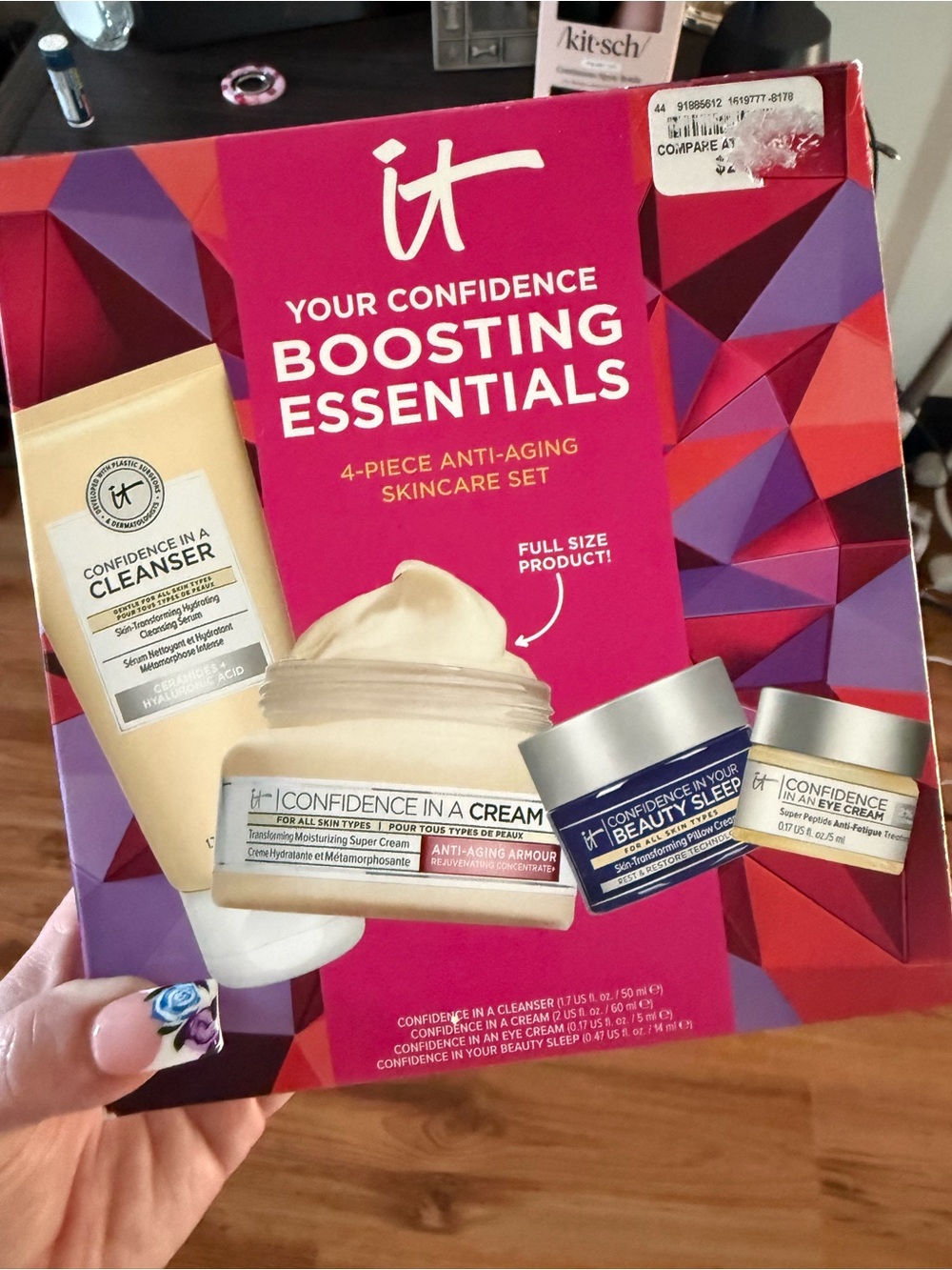 IT Cosmetics Confidence Boosting Essentials Skincare Set - Pink & Purple Box